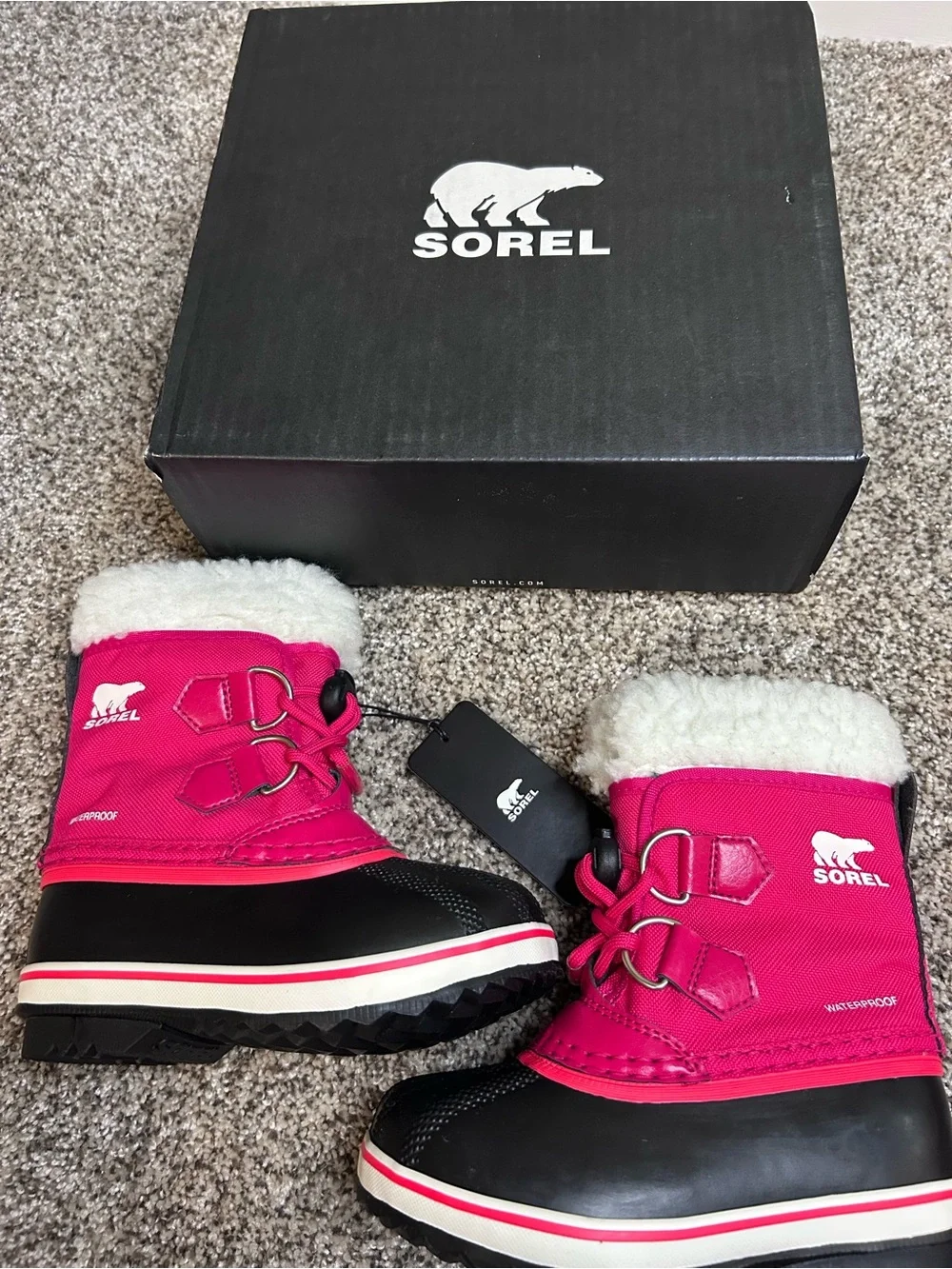 New Sorel Kids Yoot Pac Nylon in Bright Rose, Size 9